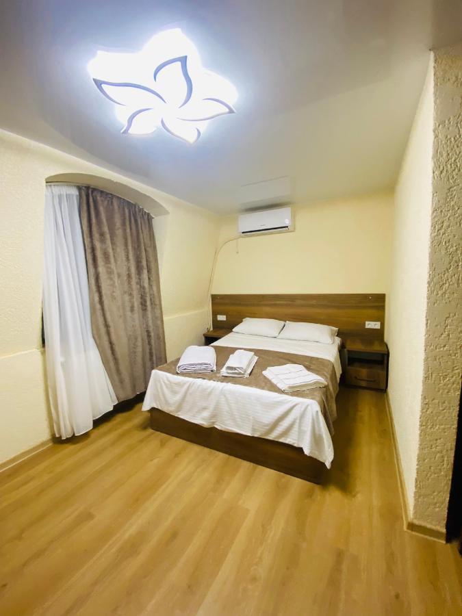 Hotel Sunrise Kutaisi Exterior foto